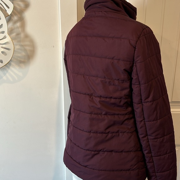 Fabletics Misha Puffer Jacket - Picture 4 of 5